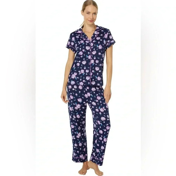 Draper James Other - NWT Draper James• Linda PJ set in zinnia size small blue and purple